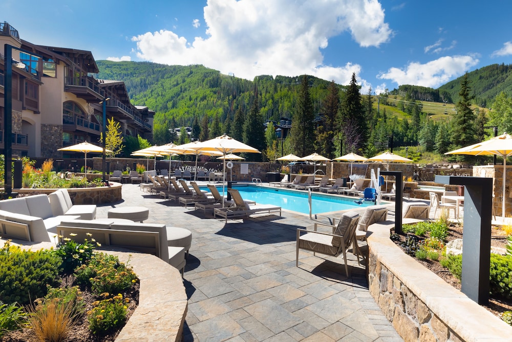 Hotel Manor Vail Lodge - Image 1