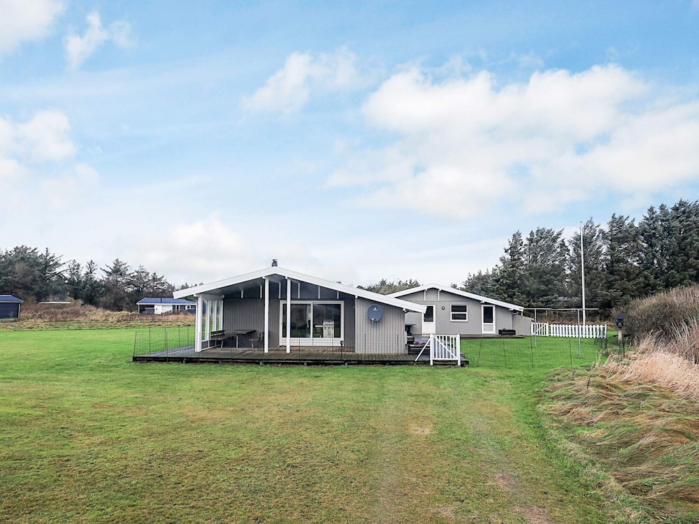 4 Star Holiday Home in Lokken