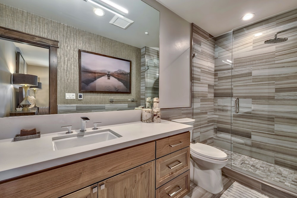 Lake Tahoe Vacations - Gondola Vista 18 - 4 Br Townhouse - Property Image 12