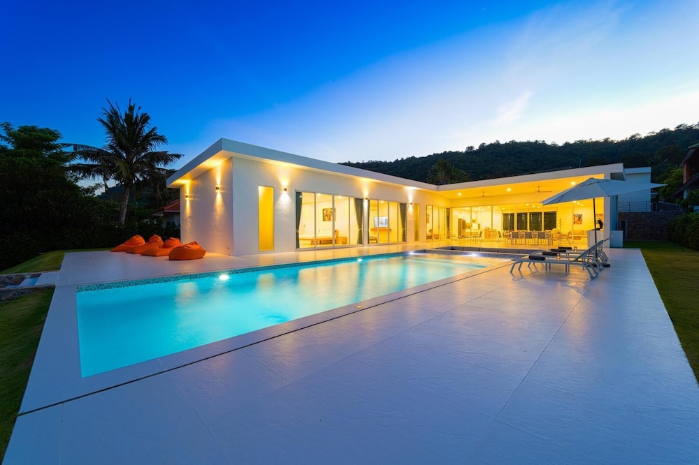 Luxury Villa at Palm Hills GolfClub PH4A