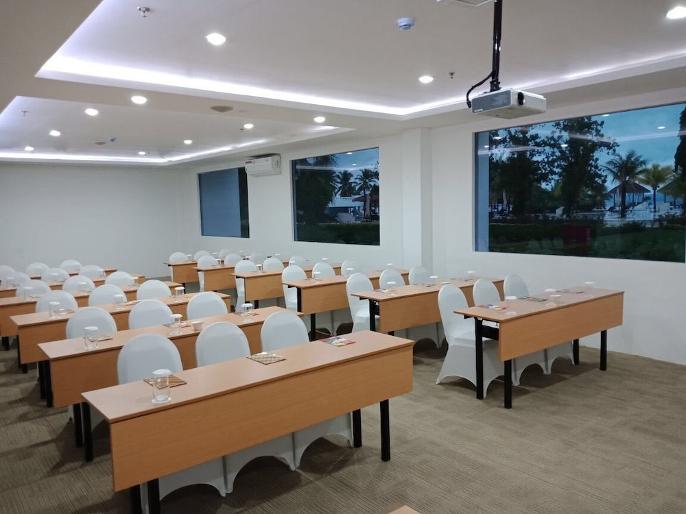 meeting & event spaces