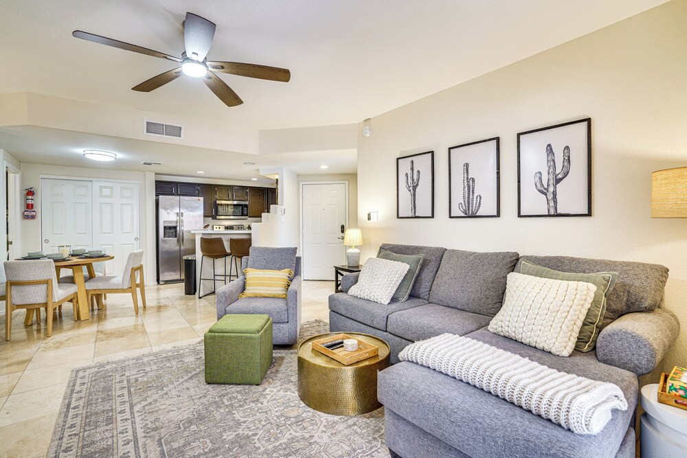 Family-friendly Condo w/ Pool Access in Phoenix!