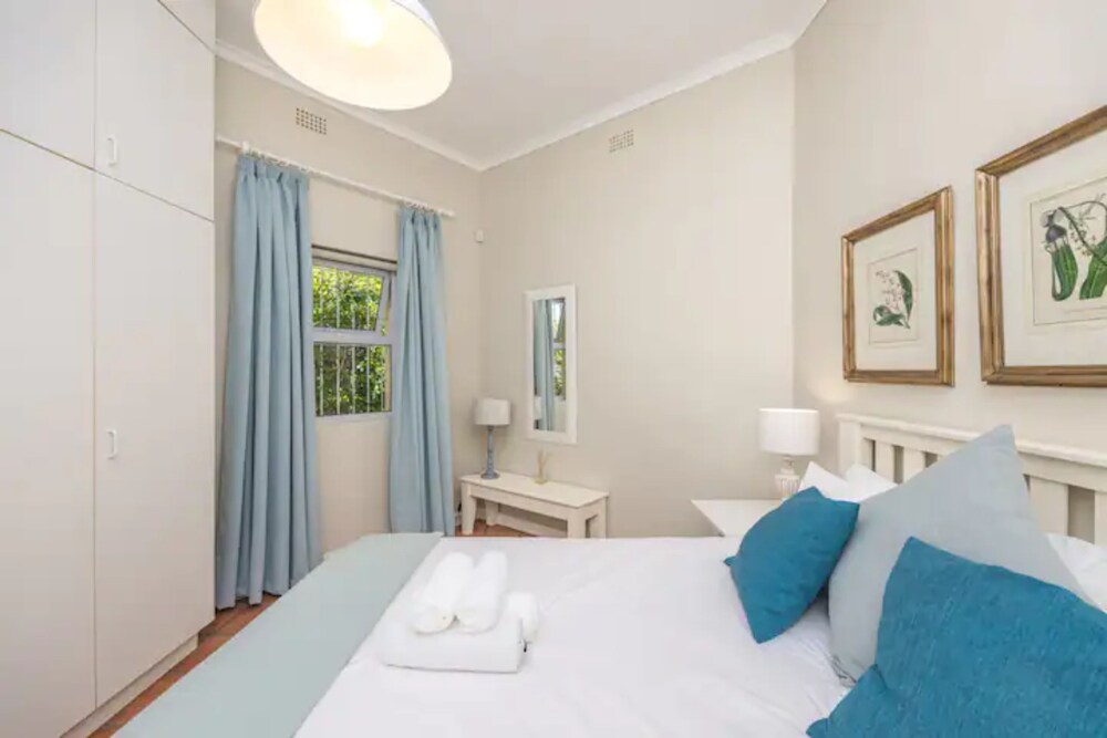 Perfect Getaway in Clifton view 3