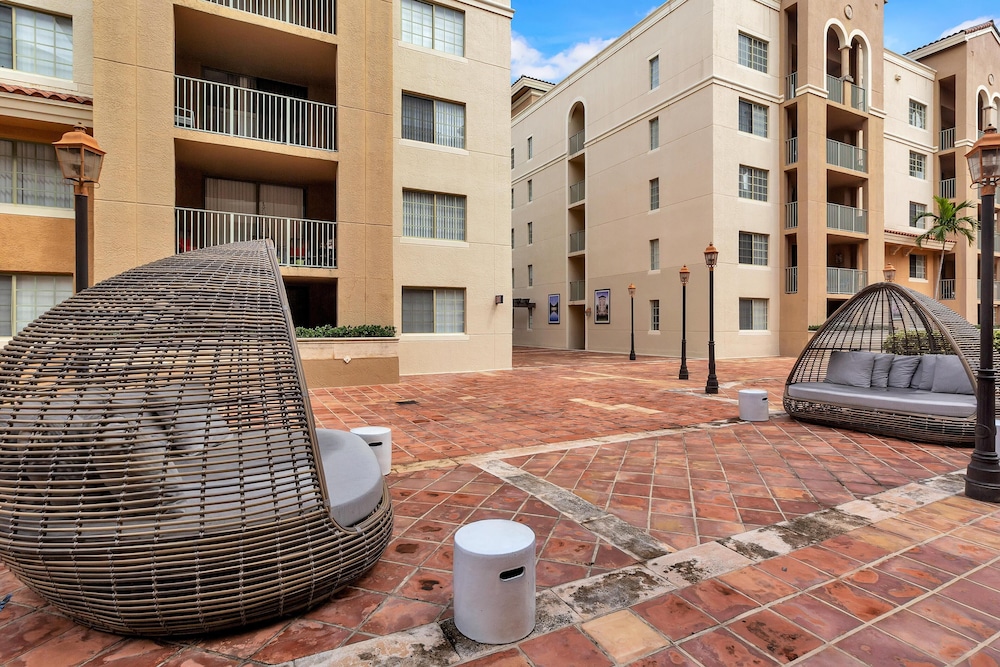 Dharma Home Suites Coral Gables at Gables Grand Plaza, 写真 15