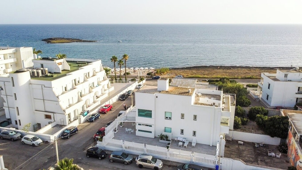 Cala Blu Ugento Rooms