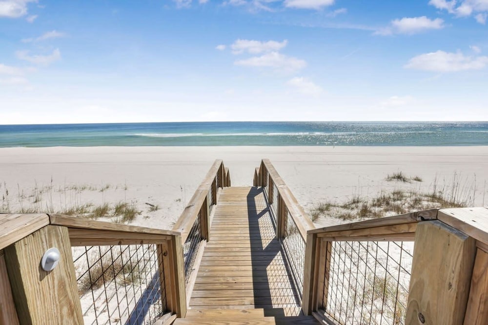 Cotton Bayou 5C Near Beach Boat Slip Pier