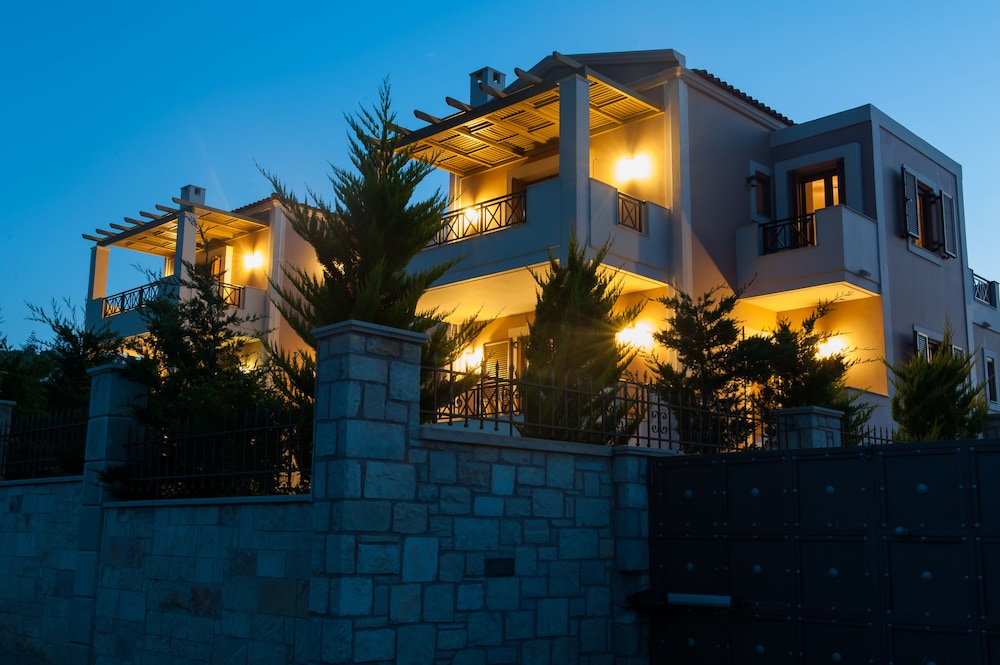 Harmony of Nature villa