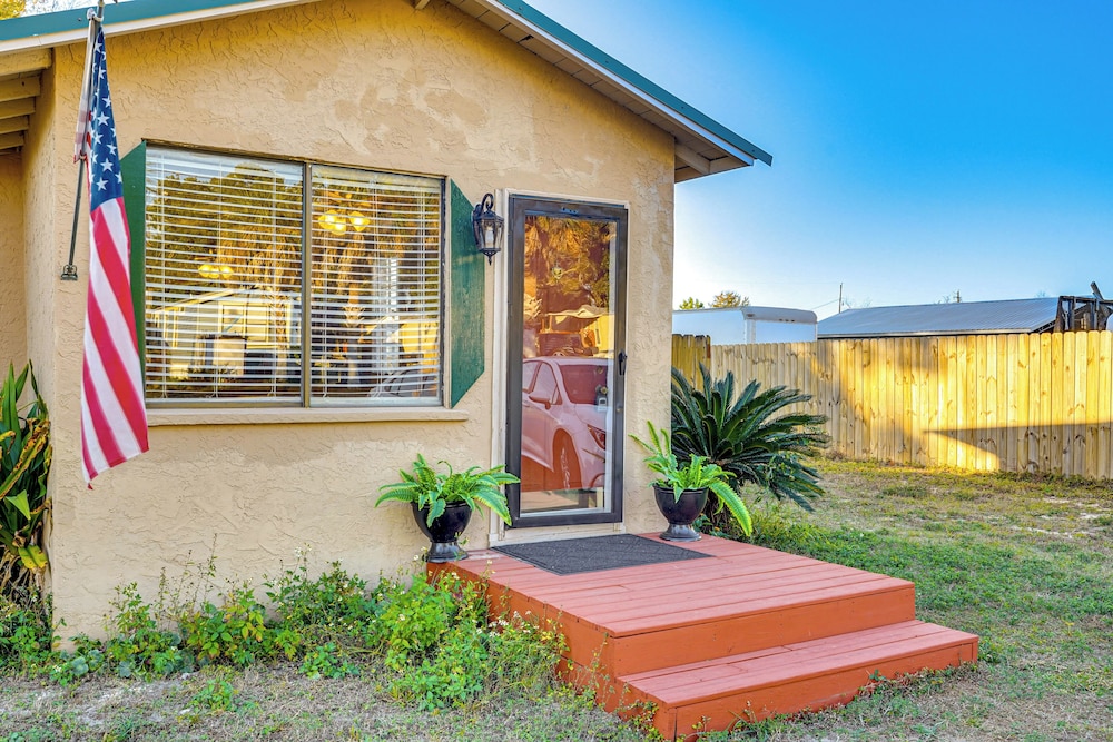 Cozy Home Near Bay Access in Panama City!
