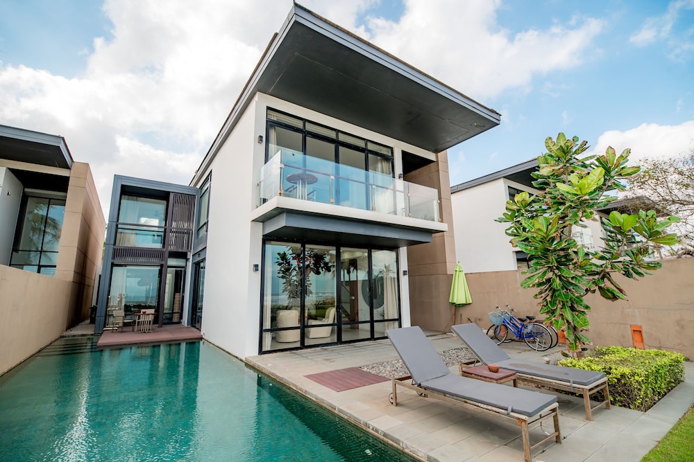 Beachfront Villa Danang Beach view 2
