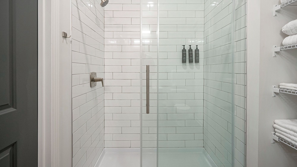 Landing Apartments Birmingham - Sand Ridge