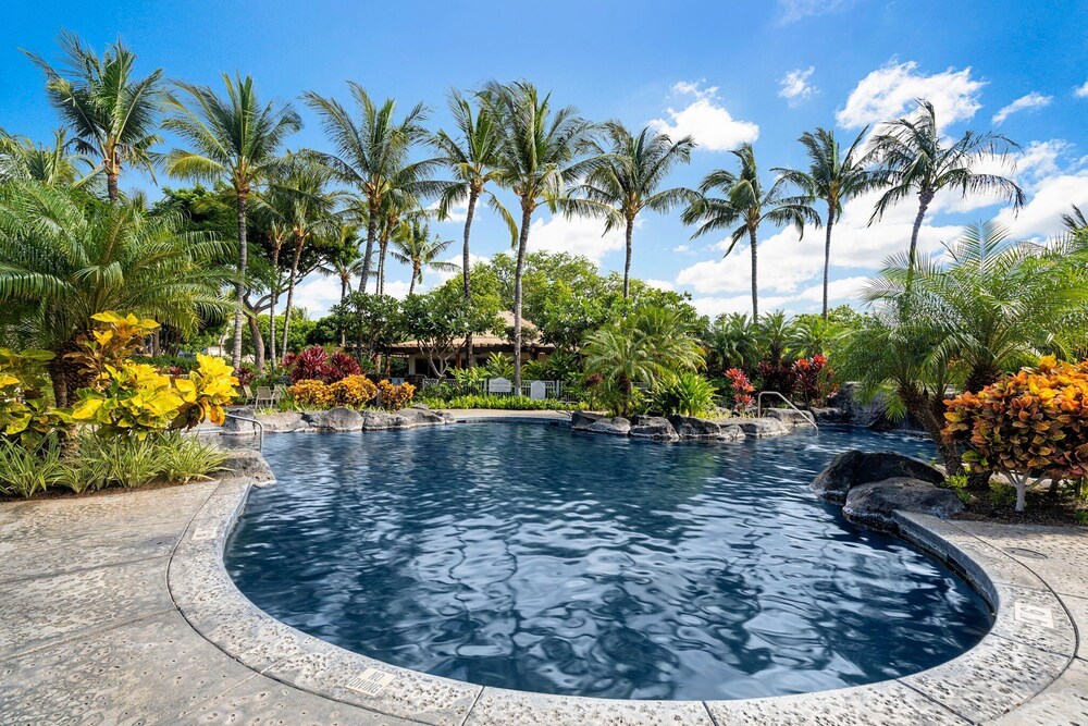 2bed Lift with Concierge Onsite, Golf Course Views - Vrkcv