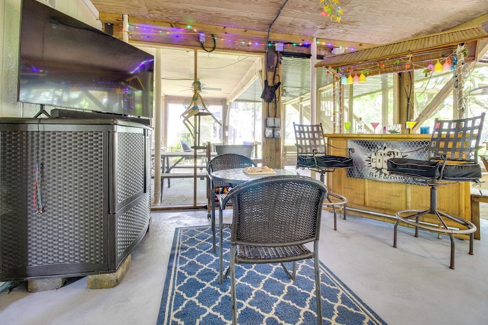 Walk to North Topsail Shores: Beach House w/ Gear!