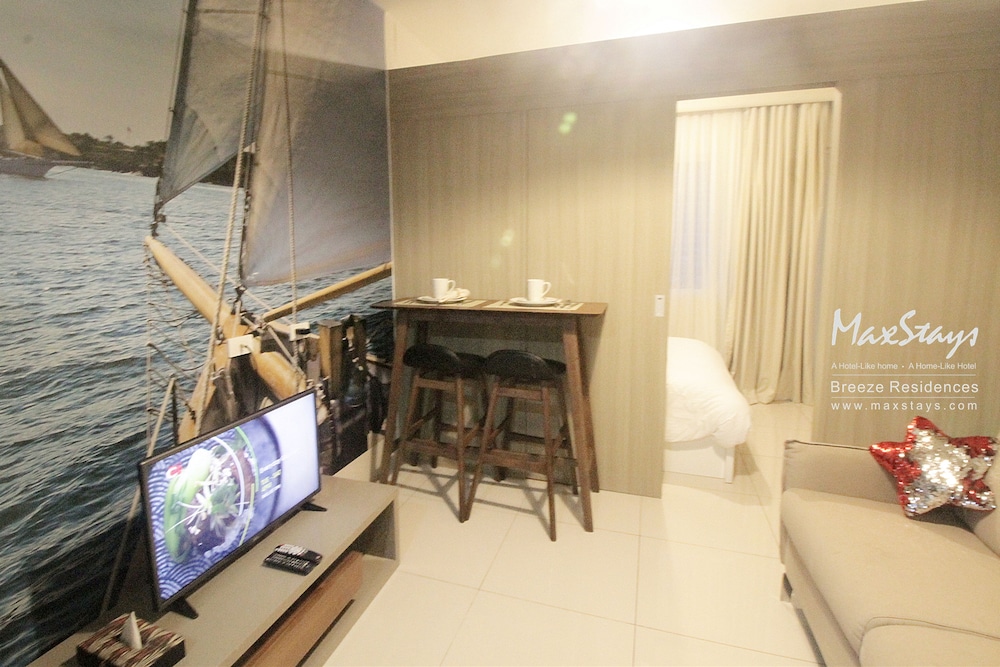 MaxStays Max View at Breeze Residences