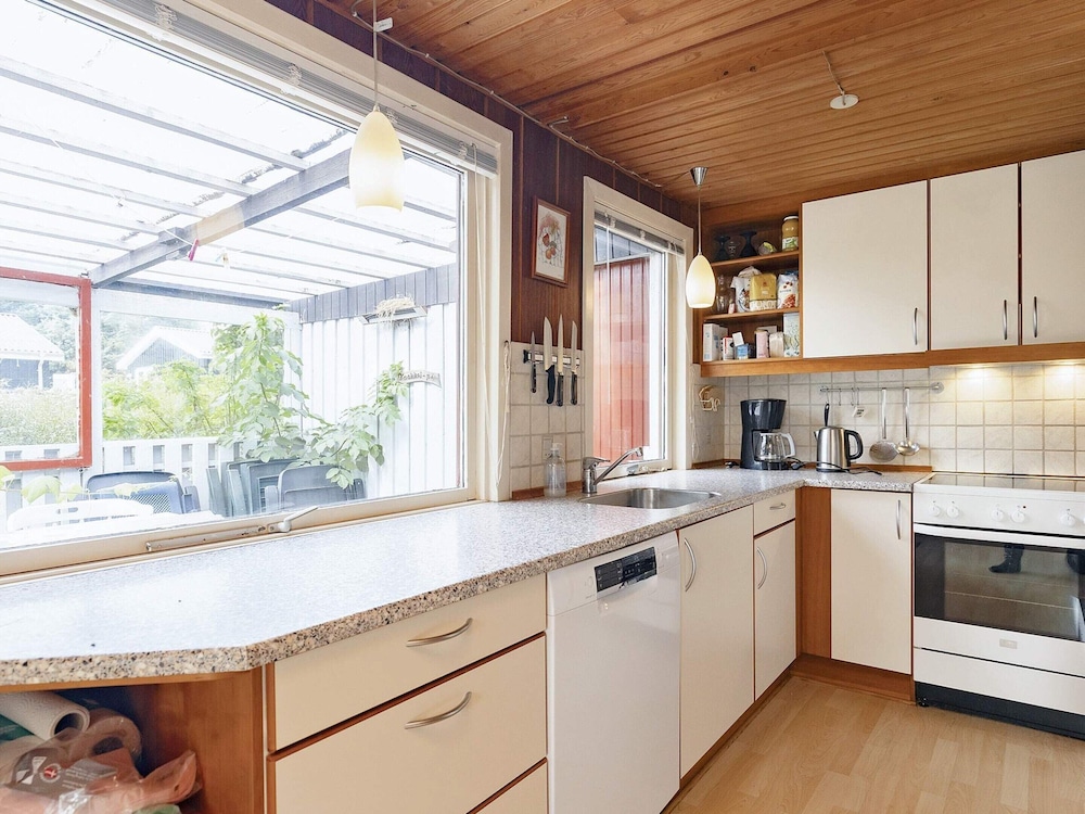 6 Person Holiday Home in Lokken-by Traum