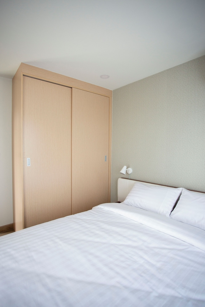 Parrish Serviced Apartment