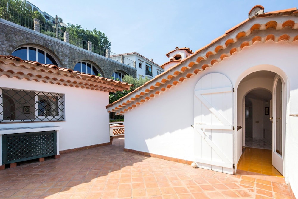 Villa Bouganville in Massa Lubrense
