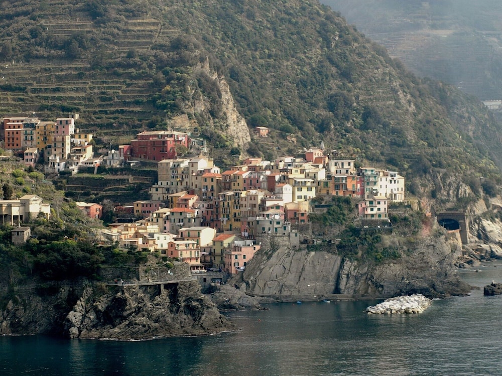 Rustic Cottage Charm in Liguria