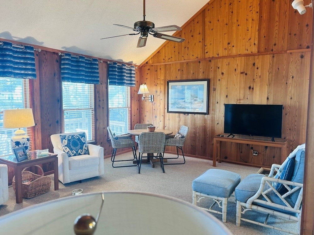 Dry Dock - 4 Br Home