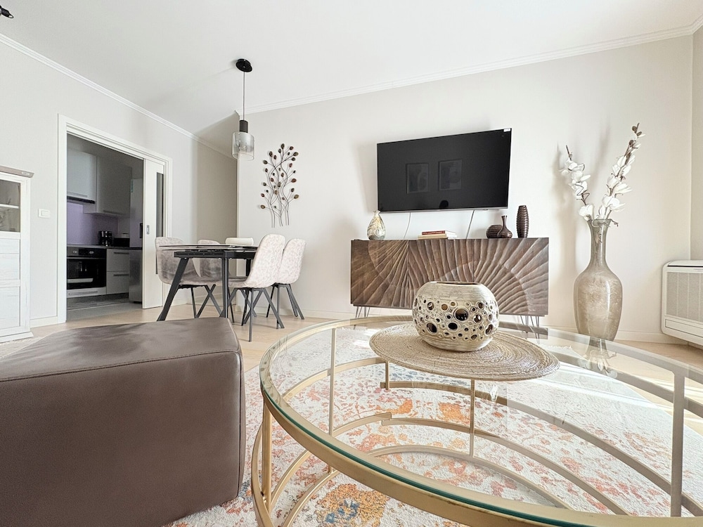 Lume Zadar Apartment with parking