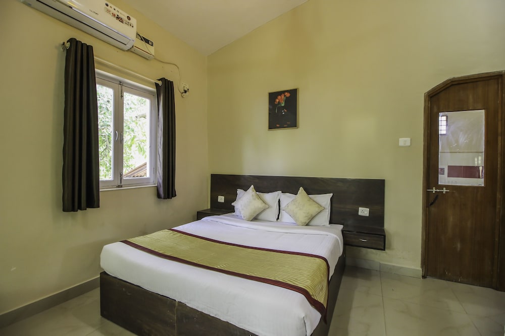 OYO 10958 Home Modern Studios Candolim