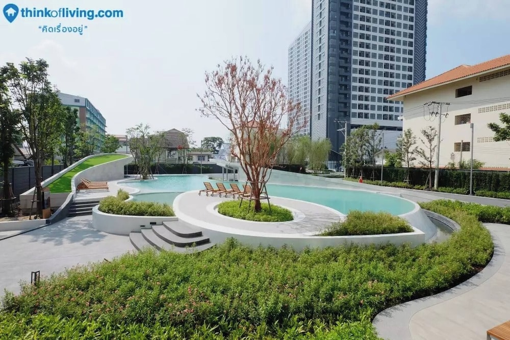 Ideo O2 Resort Condo BTS Bangna
