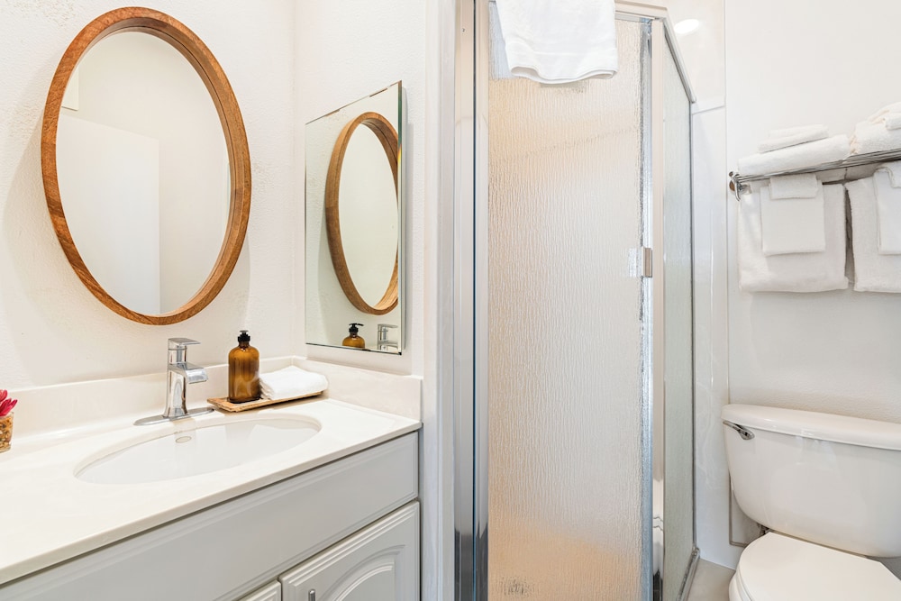 The Cayucan Bungalows by AvantStay Pet-Friendly Getaway Steps from Cayucos State Beach