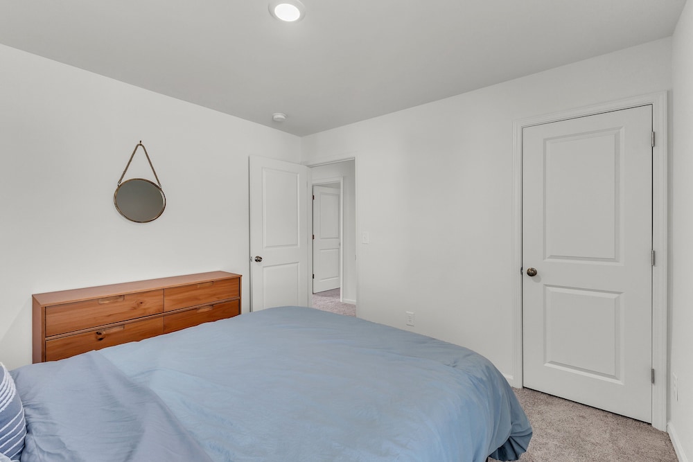 Quiet Retreat Perfect for Families 5 Bedroom Home