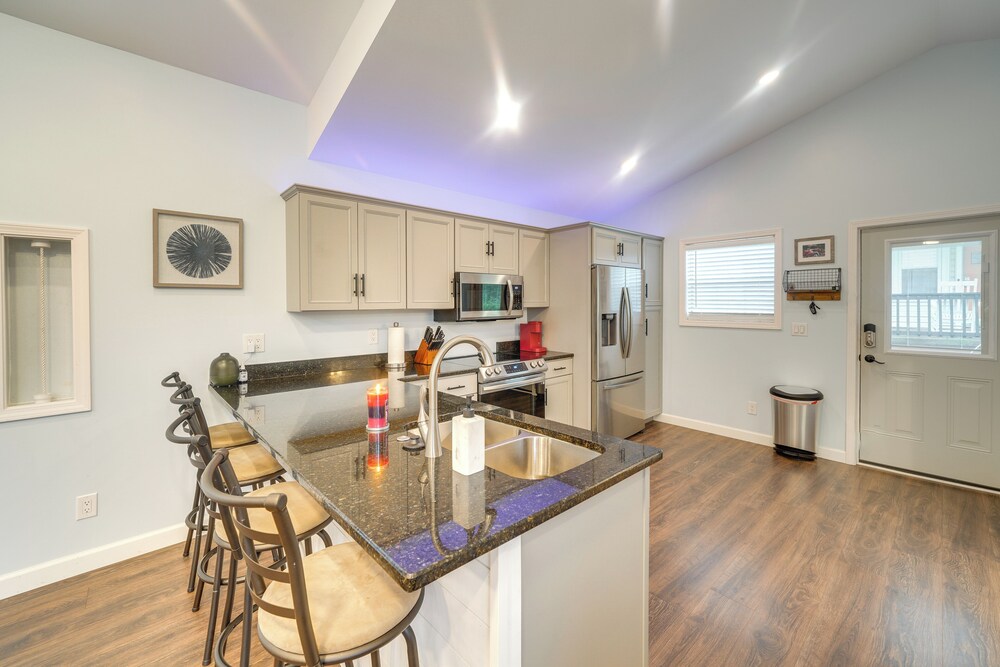 Near Kanawha River: Unique Renovated Home w/ Yard! view 5
