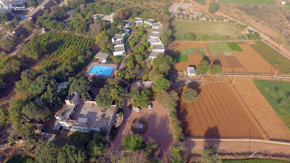 “ The Pugmark “ – A Wildlife Resort”