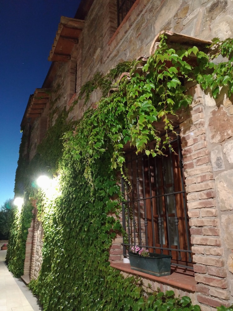 agriturismo le campanelle view 3