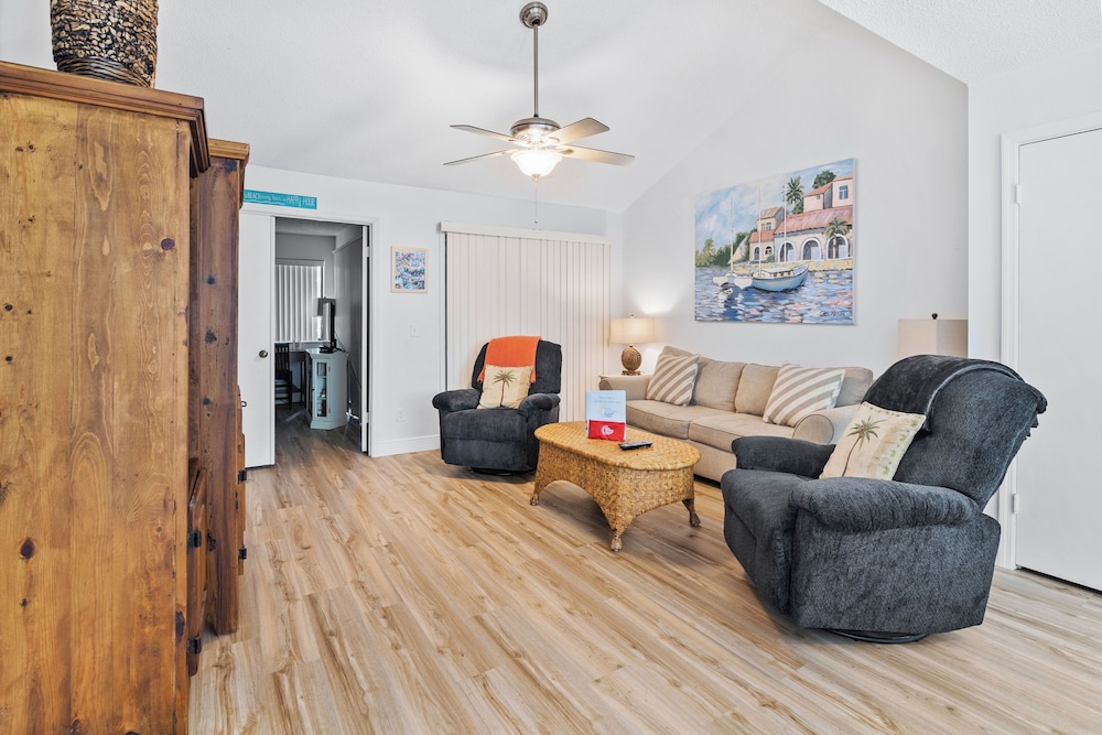 Sea Woods Villa 4406