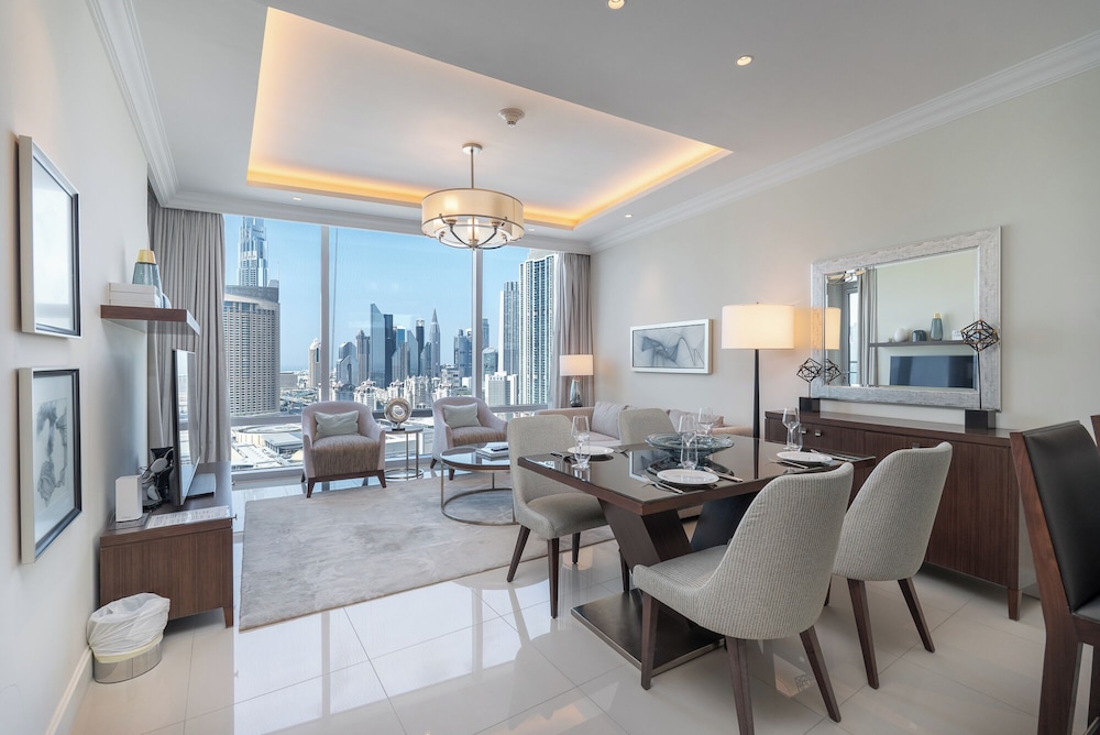 Luxury Living Spectacular Burj Views