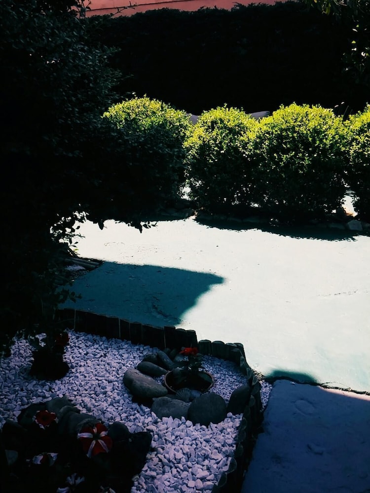 Villa Yanna Studios