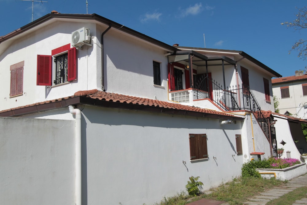 Habitat Apartments