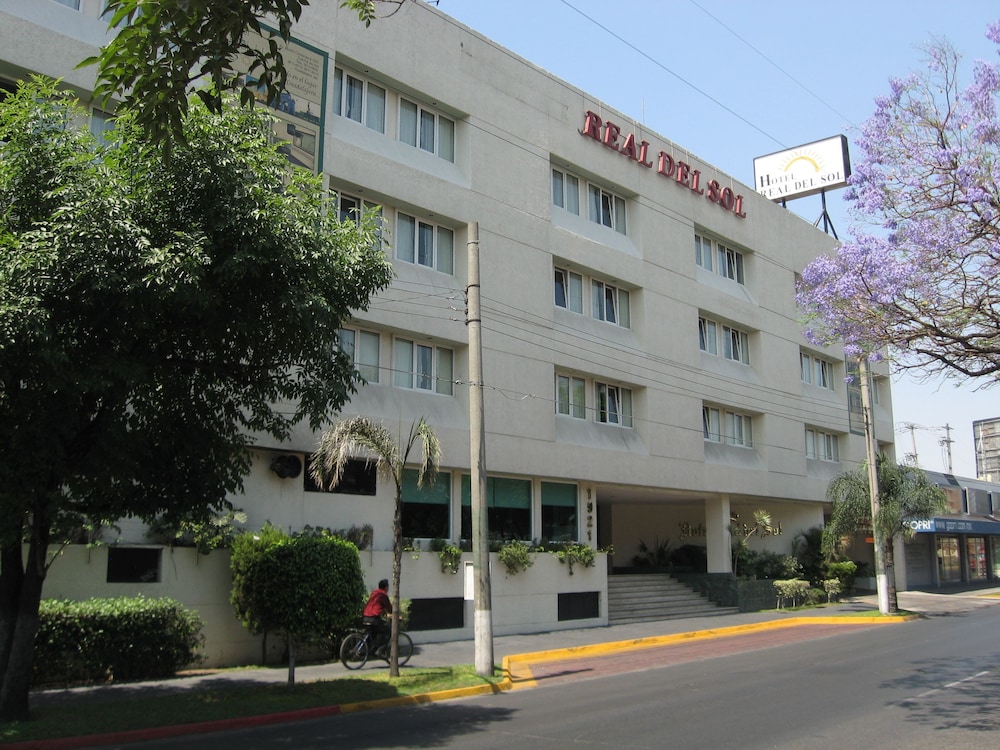 Hotel Real del Sol Hotel - Image 1