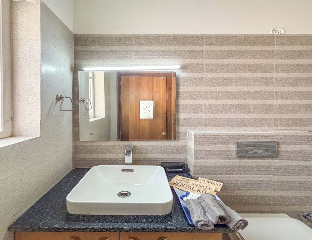 Housr Sector 28 Gurgaon Near IFFCO Chowk