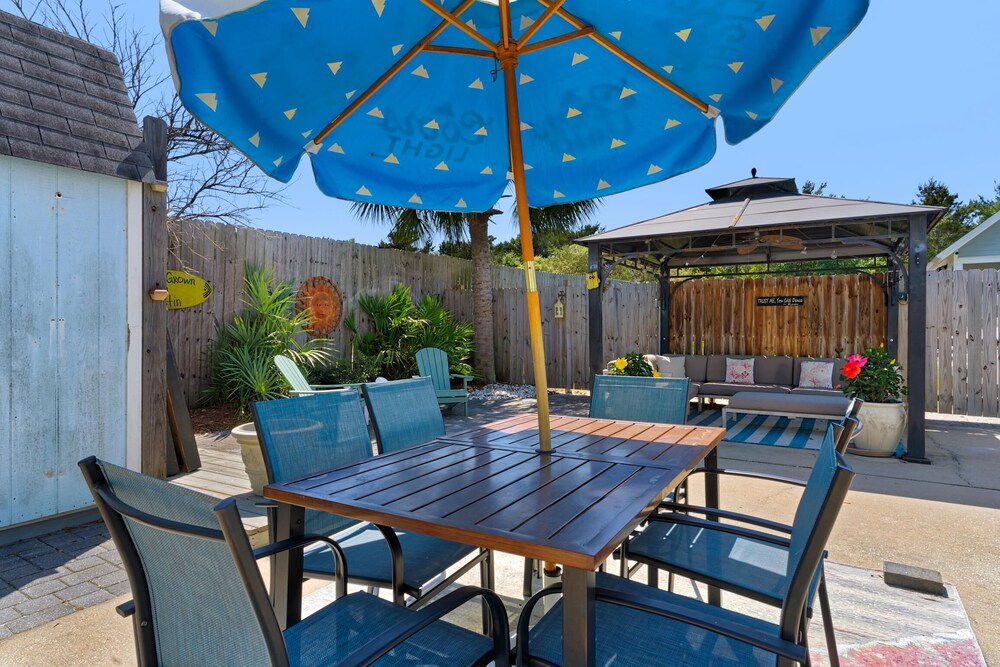 Suzwinks Beach House