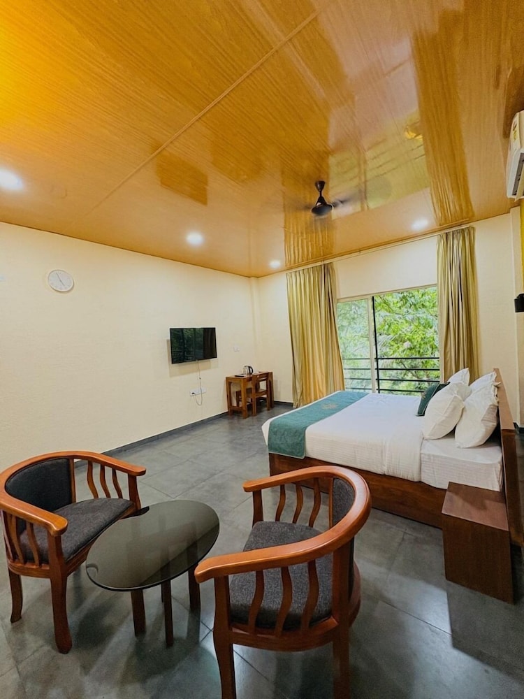 Vayalada Garden resort