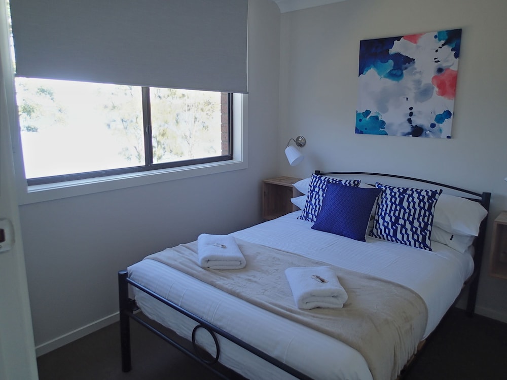 Dungowan Waterfront Apartments