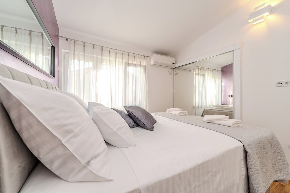 Apartments Grbic