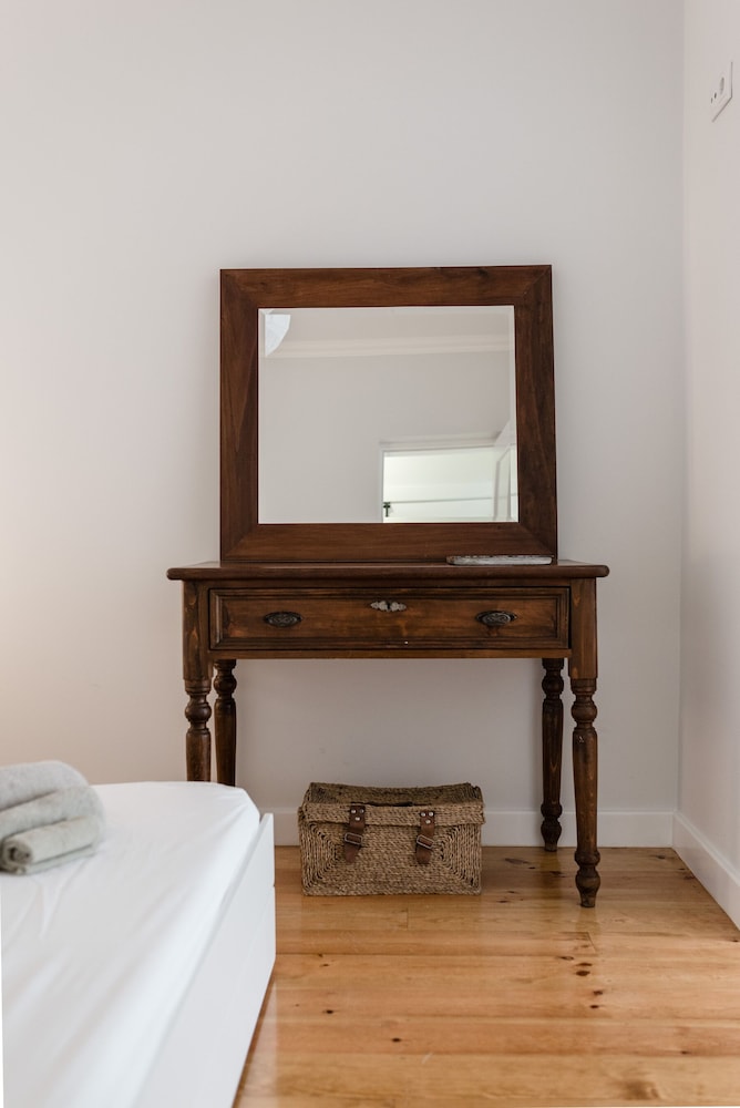 Penha1 · Lisbon's Charming and Bright Apartment view 2