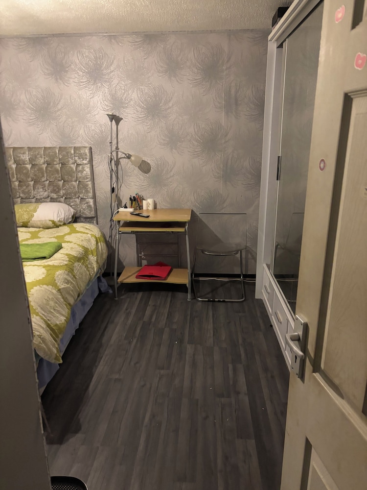 Cosy room for Female Couple and Families