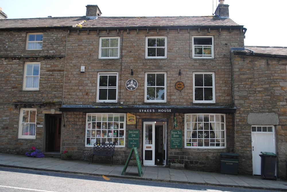 Hotel Sykes's House - Image 1