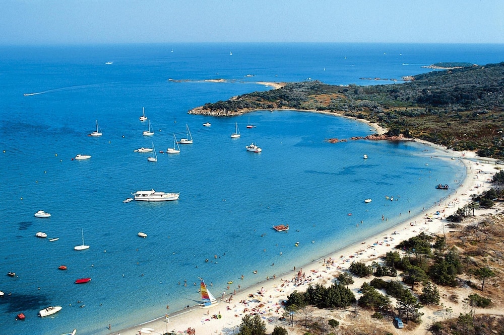 Apartment Near Pinarellu Bay Beach