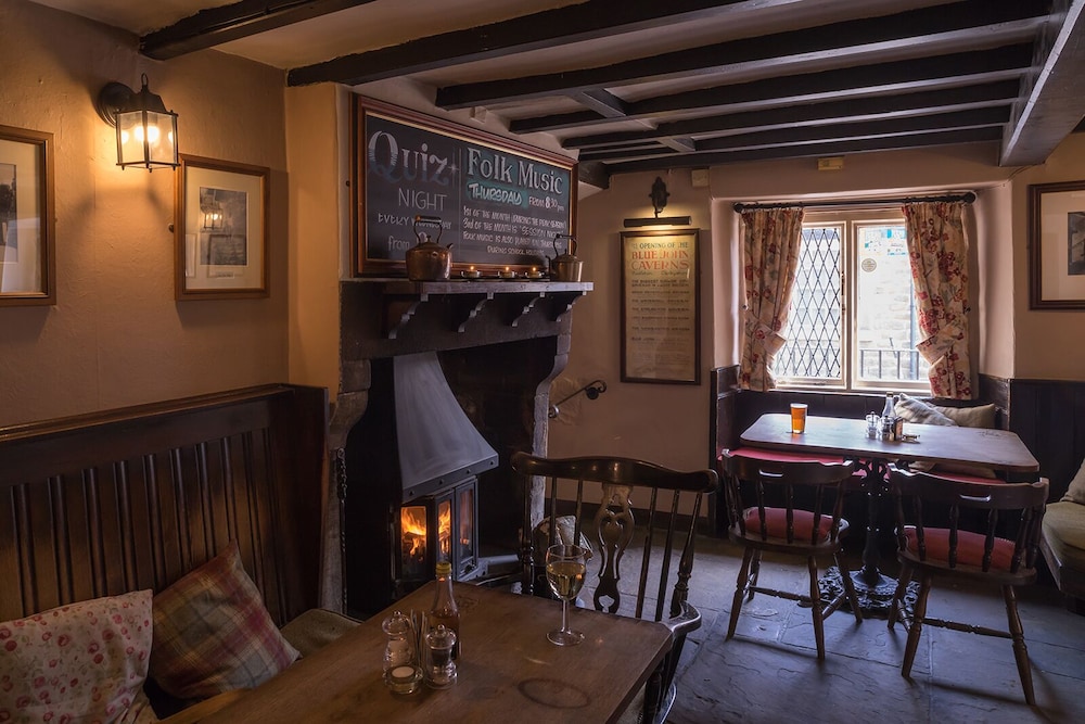 Hope Valley Vacations - The Cheshire Cheese Inn - Property Image 12