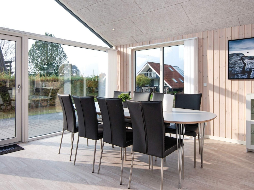 Luxury Beach House With Spa - By Traum Ferienwohnungen view 4