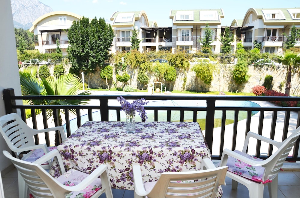 Sultan Homes Apartments