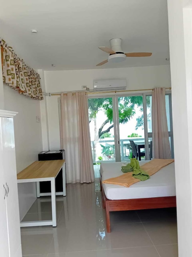 Tulang Diot View and Turtle Haven