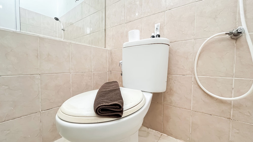 Simply 2Br Apartment At Green Bay Pluit