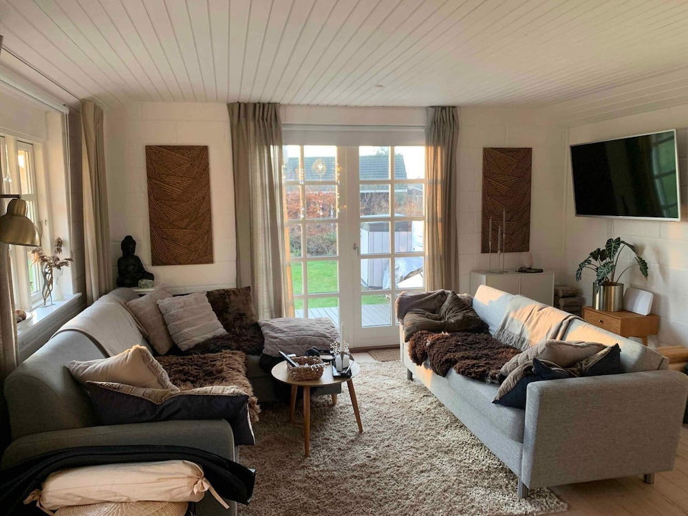 5 Star Holiday Home in Lokken